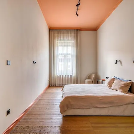 Apartmán Stylish 2br In Historic Palace District *